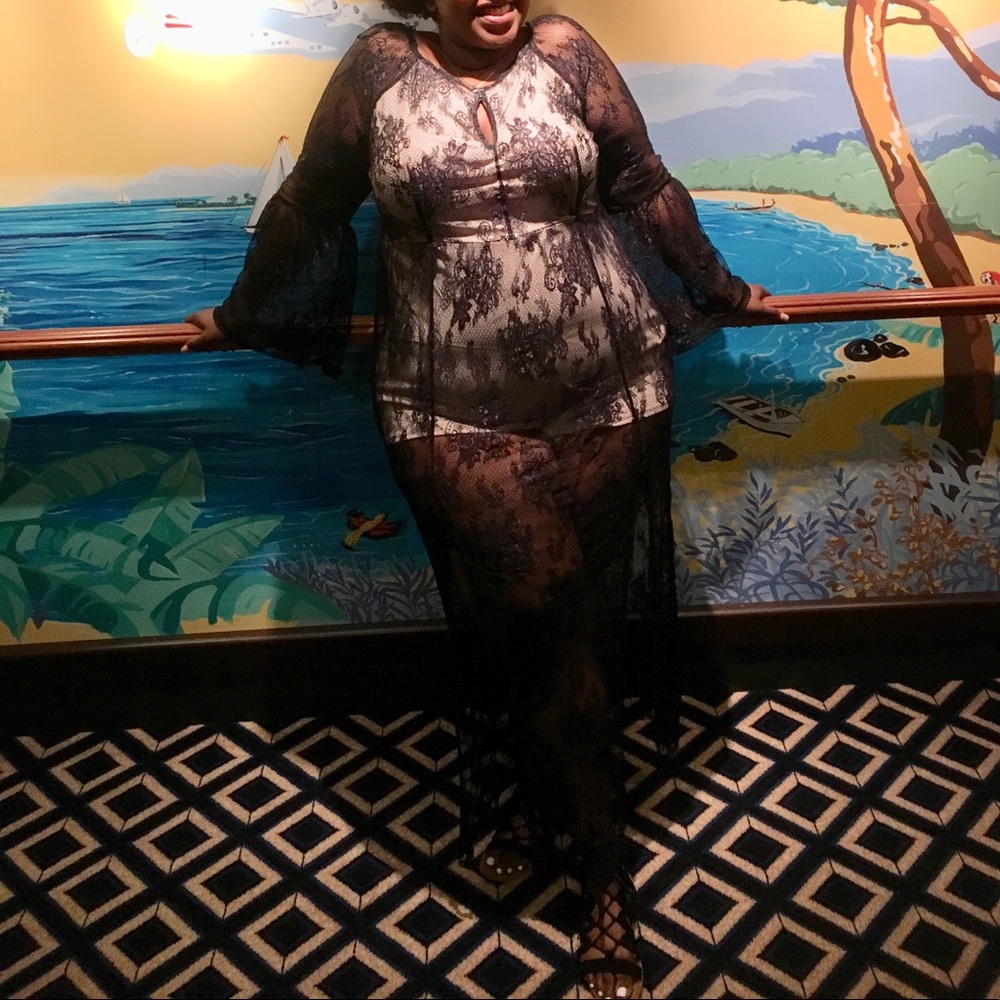 Lace shorts play suit